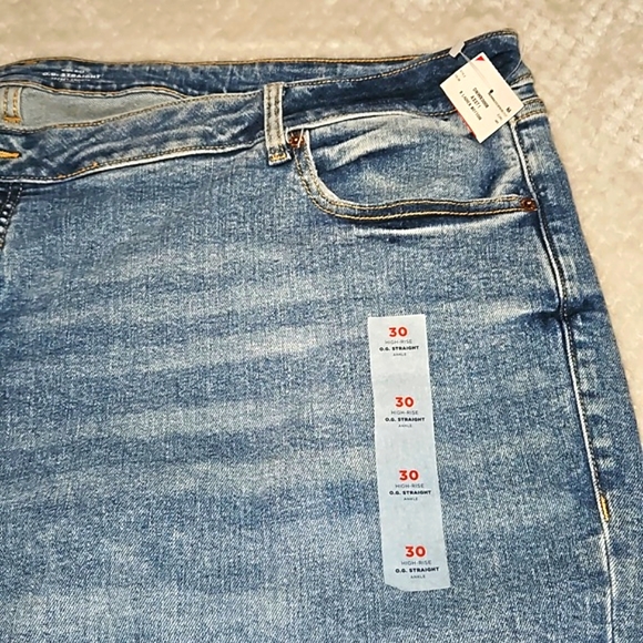 OLD NAVY HIGH RISE OG.STRAIGHT WOMENS JEANS SIZE 30 PLUS NEW WITH TAGS - Picture 7 of 12